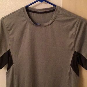 Men’s fabletics work out shirt